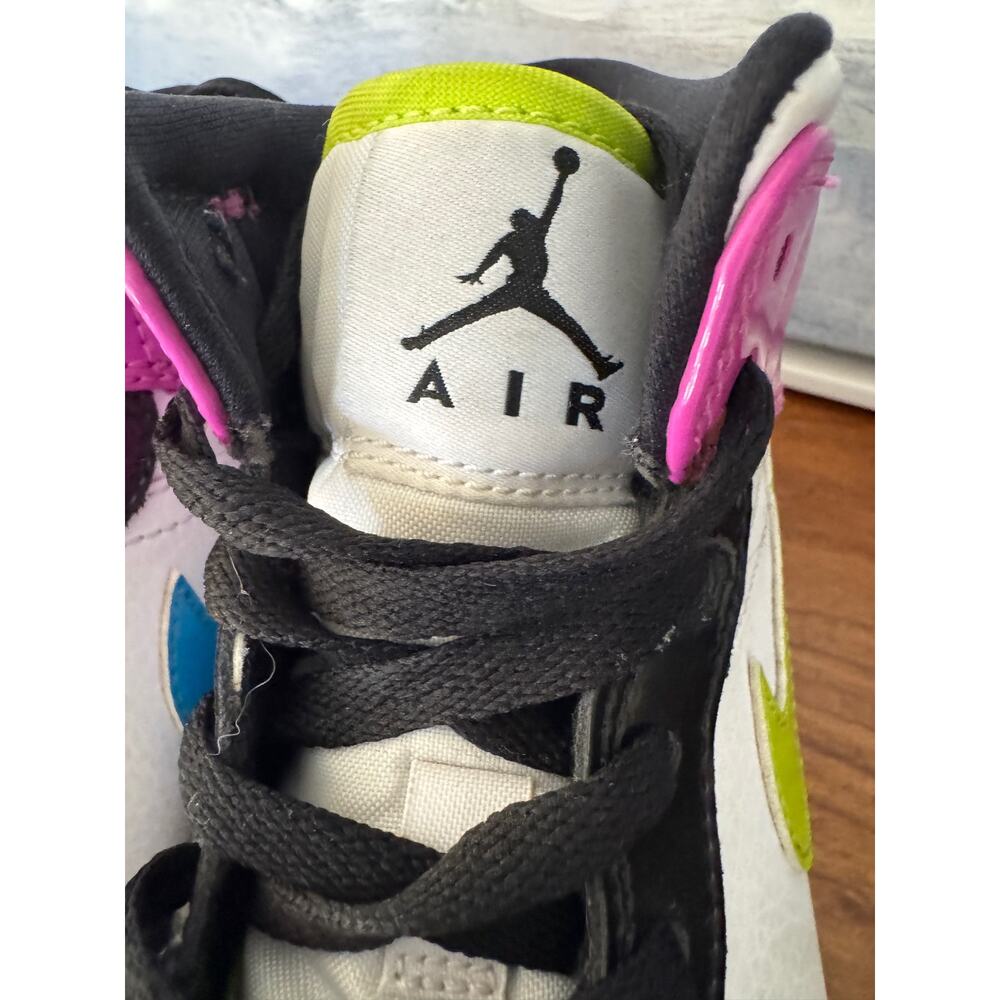 Nike Air Jordan 1 Mid Top SE Cyber Active Fuchsia 2020 5.5Y / womens 7 Athletic - Picture 9 of 14